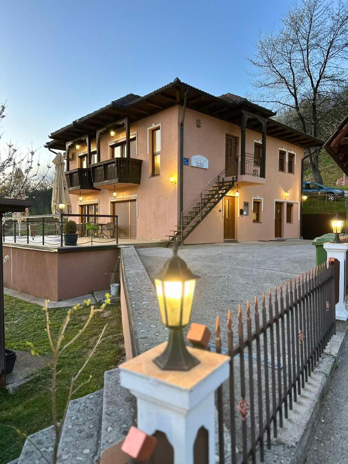 The View Apartment Visoko Exterior foto