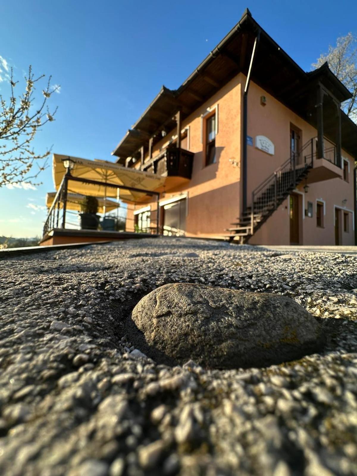 The View Apartment Visoko Exterior foto